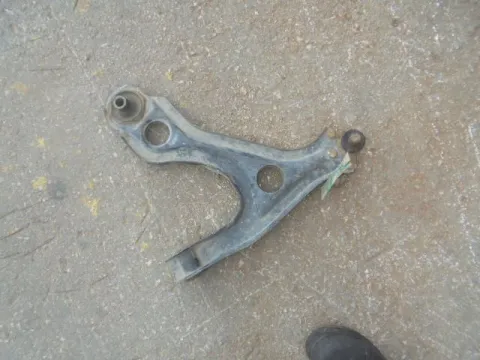Ψαλίδι Εμπρός Αριστερό για OPEL OMEGA (1988 - 1991) A Ψαλίδι Εμπρός Αριστερό για OPEL OMEGA (1988 - 1991) A