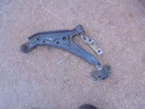 Ψαλίδι Εμπρός Αριστερό για NISSAN PRIMERA (1999 - 2001) (P11) Ψαλίδι Εμπρός Αριστερό για NISSAN PRIMERA (1999 - 2001) (P11)