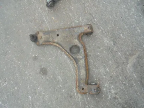 Ψαλίδι Εμπρός Αριστερό για OPEL ASTRA (1998 - 2004) G Ψαλίδι Εμπρός Αριστερό για OPEL ASTRA (1998 - 2004) G