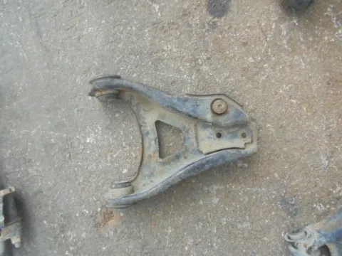 Ψαλίδι Εμπρός Αριστερό για RENAULT CLIO (1998 - 2001) (BB_) (CB_) Ψαλίδι Εμπρός Αριστερό για RENAULT CLIO (1998 - 2001) (BB_) (CB_)