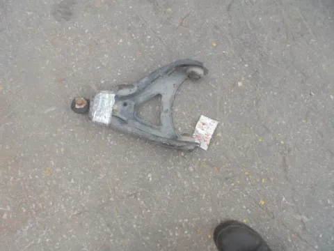 Ψαλίδι Εμπρός Δεξί για RENAULT MEGANE (1999 - 2002) (LA) (DA) (EA) (KA) ( Ψαλίδι Εμπρός Δεξί για RENAULT MEGANE (1999 - 2002) (LA) (DA) (EA) (KA) (