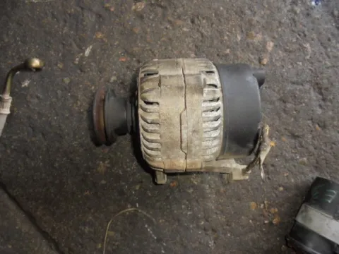 Δυναμό - Εναλλάκτης για BMW 3 Series (1990 - 1995) (E36) Δυναμό - Εναλλάκτης για BMW 3 Series (1990 - 1995) (E36)