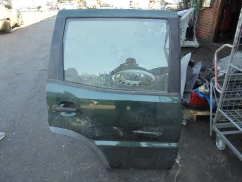 Πόρτα Πίσω Δεξιά για NISSAN TERRANO (1996 - 1999) (R20) *Ε* Πόρτα Πίσω Δεξιά για NISSAN TERRANO (1996 - 1999) (R20) *Ε*