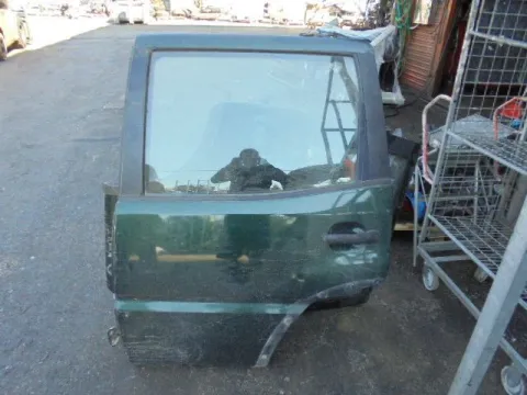 Πόρτα Πίσω Αριστερή για NISSAN TERRANO (1996 - 1999) (R20) *Ε* Πόρτα Πίσω Αριστερή για NISSAN TERRANO (1996 - 1999) (R20) *Ε*