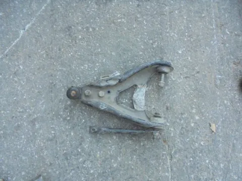 Ψαλίδι Εμπρός Δεξί για RENAULT SCENIC (1999 - 2003) (JA) Ψαλίδι Εμπρός Δεξί για RENAULT SCENIC (1999 - 2003) (JA)
