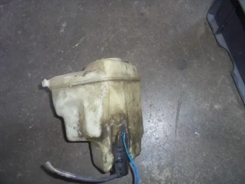Δοχείο Υαλοκαθαριστήρων Με Μοτέρ για TOYOTA COROLLA (1987 - 1992) (EE90) Δοχείο Υαλοκαθαριστήρων Με Μοτέρ για TOYOTA COROLLA (1987 - 1992) (EE90)