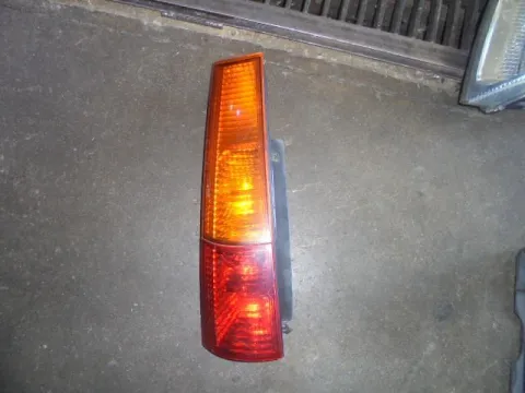 Φανάρι Πίσω Αριστερό (Ελαττωματικό) για SUZUKI IGNIS (2003 - 2008) (RM) Φανάρι Πίσω Αριστερό (Ελαττωματικό) για SUZUKI IGNIS (2003 - 2008) (RM)
