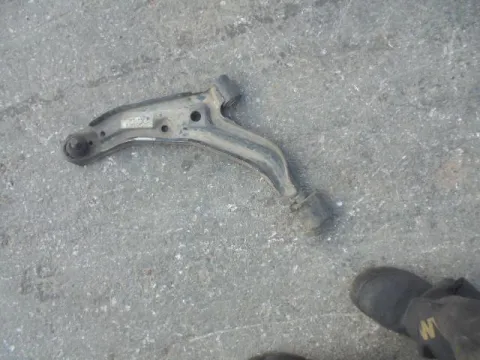 Ψαλίδι Εμπρός Αριστερό για NISSAN ALMERA (1995 - 1998) (N15) Ψαλίδι Εμπρός Αριστερό για NISSAN ALMERA (1995 - 1998) (N15)