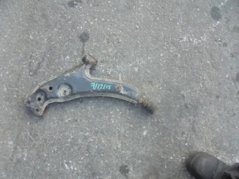 Ψαλίδι Εμπρός Αριστερό για TOYOTA STARLET (1996 - 1999) (EP90-1)