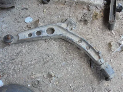Ψαλίδι Εμπρός Αριστερό για FIAT SEICENTO (1998 - 2001) (187) Ψαλίδι Εμπρός Αριστερό για FIAT SEICENTO (1998 - 2001) (187)