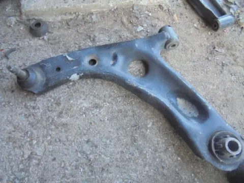 Ψαλίδι Εμπρός Αριστερό για TOYOTA AYGO (2005 - 2009) (B10) ΠΑΛΕΤΑ 1 *276664*