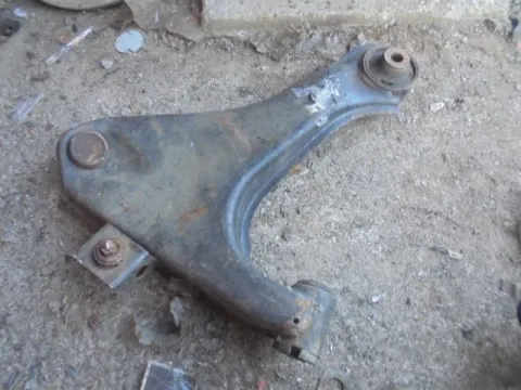 Ψαλίδι Εμπρός Δεξί για DAIHATSU TERIOS (2000 - 2005) (J102) Ψαλίδι Εμπρός Δεξί για DAIHATSU TERIOS (2000 - 2005) (J102)