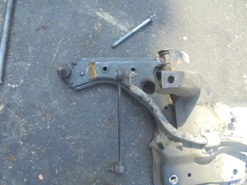 Ψαλίδι Εμπρός Αριστερό για OPEL ASTRA (2007 - 2010) H 1300 (Z13DTH) Diesel 90 CDTi *ΔΒ* ΠΑΛΕΤΑ *146* Ψαλίδι Εμπρός Αριστερό για OPEL ASTRA (2007 - 2010) H 1300 (Z13DTH) Diesel 90 CDTi *ΔΒ* ΠΑΛΕΤΑ *146*
