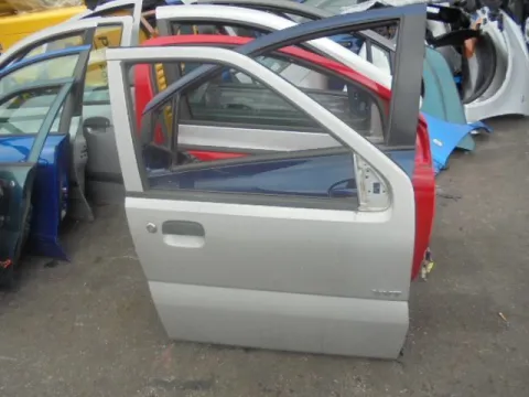 Πόρτα Εμπρός Δεξιά για SUZUKI IGNIS (2003 - 2008) (RM) *Ε* Πόρτα Εμπρός Δεξιά για SUZUKI IGNIS (2003 - 2008) (RM) *Ε*