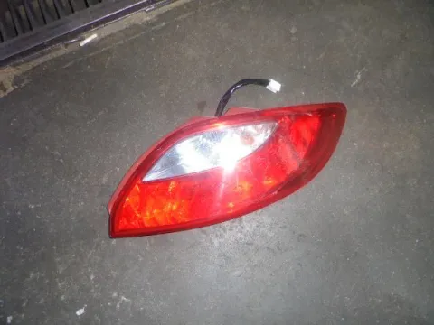 Φανάρι Πίσω Δεξί (Ελαττωματικό) για MAZDA 2 (2008 - 2011) (DE) Φανάρι Πίσω Δεξί (Ελαττωματικό) για MAZDA 2 (2008 - 2011) (DE)