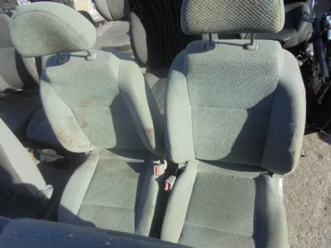 Καθίσματα Σετ Εμπρός Με Αερόσακους για CHEVROLET - DAEWOO KALOS (2003 - 2004) (T200) *Α* Καθίσματα Σετ Εμπρός Με Αερόσακους για CHEVROLET - DAEWOO KALOS (2003 - 2004) (T200) *Α*