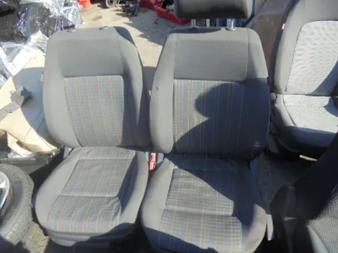 Καθίσματα Σετ Εμπρός Με Αερόσακους για VW POLO (2005 - 2009) (9N3 ) *Α* Καθίσματα Σετ Εμπρός Με Αερόσακους για VW POLO (2005 - 2009) (9N3 ) *Α*