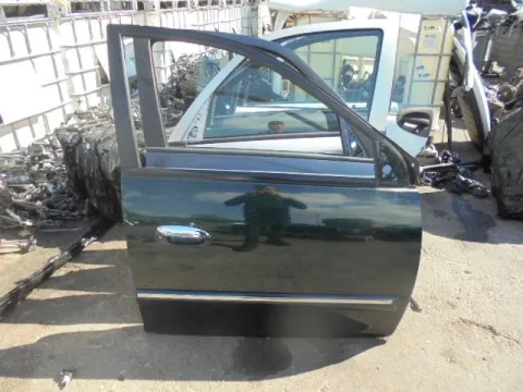 Πόρτα Εμπρός Δεξιά για KIA CARENS (2000 - 2006) *Γ* Πόρτα Εμπρός Δεξιά για KIA CARENS (2000 - 2006) *Γ*