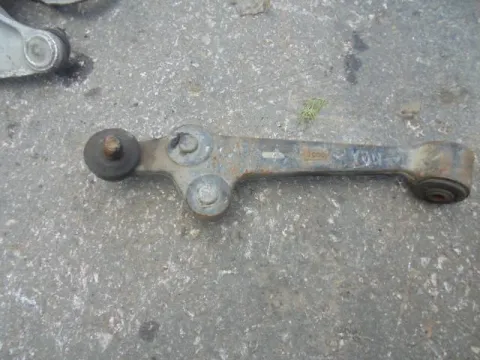 Ψαλίδι Εμπρός Αριστερό για KIA RIO (1999 - 2002) (DC) Ψαλίδι Εμπρός Αριστερό για KIA RIO (1999 - 2002) (DC)