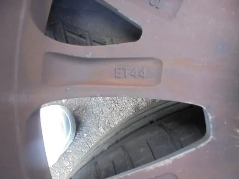 Ζαντολάστιχο 4ΑΔΑ 4Χ100 PIRELLI 165/70/R14 *** για ΔΙΕΘΝΗ *Γ* - 