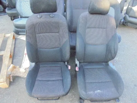 Καθίσματα Σετ Εμπρός Με Αερόσακους για HYUNDAI i30 (2007 - 2012) *Α* Καθίσματα Σετ Εμπρός Με Αερόσακους για HYUNDAI i30 (2007 - 2012) *Α*