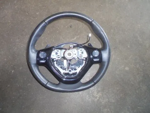 Τιμόνι (Βολάν) Με Χειριστήρια για PEUGEOT 108 (2014 - ) *Γ* Τιμόνι (Βολάν) Με Χειριστήρια για PEUGEOT 108 (2014 - ) *Γ*