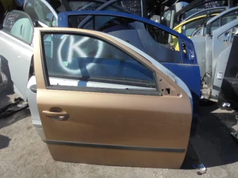 Πόρτα Εμπρός Δεξιά (ΛΙΓΟ ΧΤΥΠΗΜΕΝΗ) για SKODA OCTAVIA (1997 - 2000) 4 (1U2-5) , (2000 - 2008) 4 (1U2-5) *Ε* Πόρτα Εμπρός Δεξιά (ΛΙΓΟ ΧΤΥΠΗΜΕΝΗ) για SKODA OCTAVIA (1997 - 2000) 4 (1U2-5) , (2000 - 2008) 4 (1U2-5) *Ε*