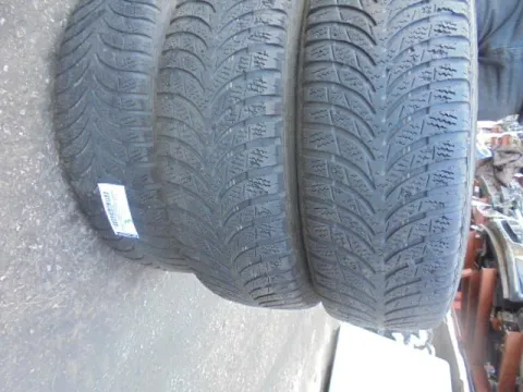Ζαντολάστιχο 3ΑΔΑ GOODYEAR 185/60/R15 ** για TOYOTA YARIS (2006 - 2009) (KL9) *Δ* -  Ζαντολάστιχο 3ΑΔΑ GOODYEAR 185/60/R15 ** για TOYOTA YARIS (2006 - 2009) (KL9) *Δ* -