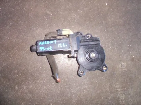 Γρύλος Παραθύρου Μοτερ Πίσω Αριστερό 2pin για HYUNDAI ACCENT (1999 - 2002) (CG) (LC) Γρύλος Παραθύρου Μοτερ Πίσω Αριστερό 2pin για HYUNDAI ACCENT (1999 - 2002) (CG) (LC)