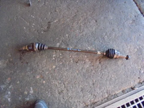 Ημιαξόνιο Εμπρός Δεξί για TOYOTA AYGO (2009 - 2012) (B10)