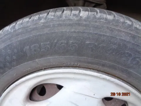 Τροπέτο Αμάξι κομπλέ με Πίσω Άξονα Ταμπούρα με Ζαντολάστιχα 185/65/14 για NISSAN PRIMERA (1990 - 1993) (P10) Sedan - 4dr *ΔΒ* - 