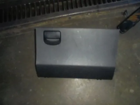 Ντουλαπάκι για TOYOTA YARIS (2006 - 2009) (KL9) *Γ* Ντουλαπάκι για TOYOTA YARIS (2006 - 2009) (KL9) *Γ*