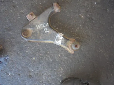 Ψαλίδι Εμπρός Αριστερό για DAIHATSU TERIOS (1997 - 2000) (J100) Ψαλίδι Εμπρός Αριστερό για DAIHATSU TERIOS (1997 - 2000) (J100)
