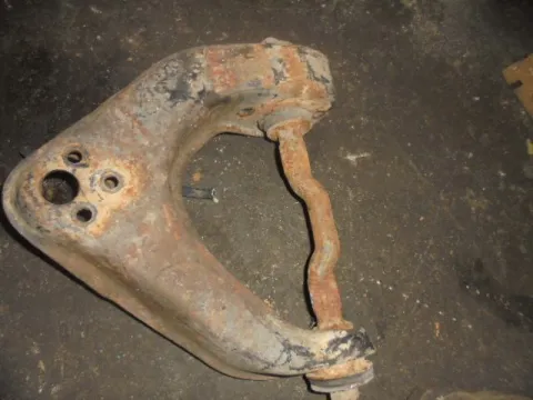 Ψαλίδι Εμπρός Αριστερό Άνω για HYUNDAI H-100 (1993 - 1994) Van Ψαλίδι Εμπρός Αριστερό Άνω για HYUNDAI H-100 (1993 - 1994) Van