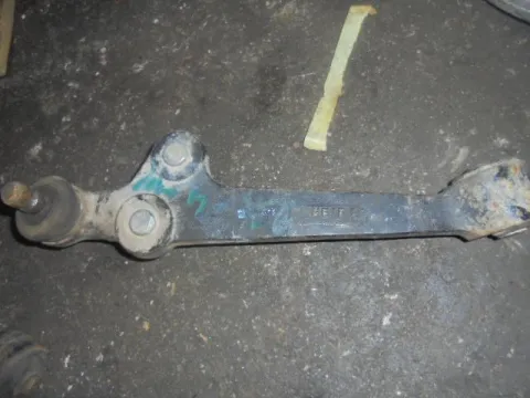 Ψαλίδι Εμπρός Αριστερό για KIA RIO (1999 - 2002) (DC) Ψαλίδι Εμπρός Αριστερό για KIA RIO (1999 - 2002) (DC)