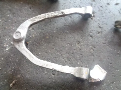 Ψαλίδι Εμπρός Αριστερό Άνω 54541AL500 για NISSAN 350Z (2005 - 2006) (Z33) Ψαλίδι Εμπρός Αριστερό Άνω 54541AL500 για NISSAN 350Z (2005 - 2006) (Z33)