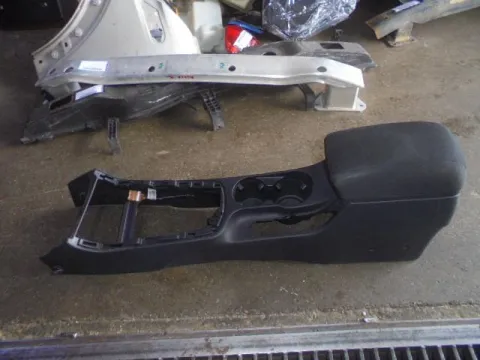 Υποβραχιόνιο(Τεμπέλης) για HYUNDAI i30 (2007 - 2012) *Γ* Υποβραχιόνιο(Τεμπέλης) για HYUNDAI i30 (2007 - 2012) *Γ*