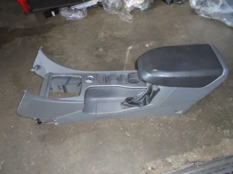 Υποβραχιόνιο(Τεμπέλης) για FORD FOCUS (2008 - 2010) Mk2b (DA3 - C307) *Γ* Υποβραχιόνιο(Τεμπέλης) για FORD FOCUS (2008 - 2010) Mk2b (DA3 - C307) *Γ*