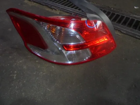 Φανάρι Πίσω Αριστερό (Ελαττωματικό) για CITROEN C-ELYSEE (2013 - ) Φανάρι Πίσω Αριστερό (Ελαττωματικό) για CITROEN C-ELYSEE (2013 - )