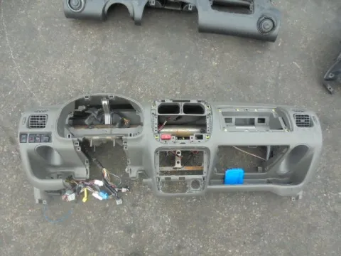 Ταμπλό για SUZUKI IGNIS (2000 - 2003) (RG) *ΔΒ* Ταμπλό για SUZUKI IGNIS (2000 - 2003) (RG) *ΔΒ*
