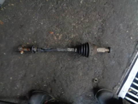 Ημιαξόνιο Εμπρός Αριστερό για TOYOTA AYGO (2014 - 2017) 1000 Petrol (1KR) VVT-i 69hp Ημιαξόνιο Εμπρός Αριστερό για TOYOTA AYGO (2014 - 2017) 1000 Petrol (1KR) VVT-i 69hp