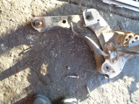 Ψαλίδι Εμπρός Αριστερό για MAZDA TRIBUTE (2004 - 2008) (EP) 2300 L3-VE petrol 150 Zetec 16V 4WD *ΔΒ* ΠΑΛΕΤΑ *156*