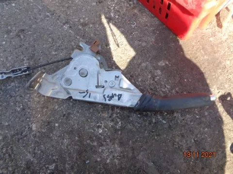 Καστάνια Χειροφρένου για TOYOTA AURIS (2013 - 2015) , (2016 - )  *Δ* Καστάνια Χειροφρένου για TOYOTA AURIS (2013 - 2015) , (2016 - )  *Δ*