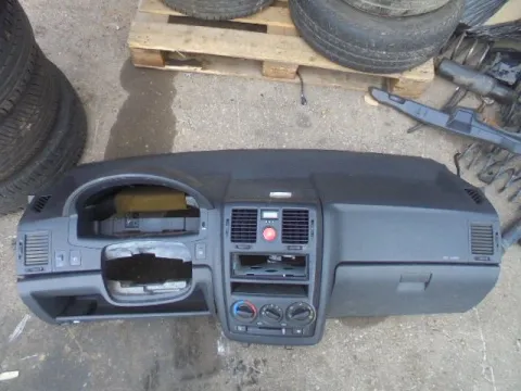 Σετ Αερόσακων Εμπρός (με Ταμπλό) για HYUNDAI GETZ (2006 - 2009 ) (TB) *Γ* Σετ Αερόσακων Εμπρός (με Ταμπλό) για HYUNDAI GETZ (2006 - 2009 ) (TB) *Γ*