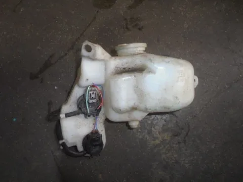 Δοχείο Υαλοκαθαριστήρων Με Μοτέρ για DAIHATSU TERIOS (2006 - 2009) (J200) , (2009- ) Δοχείο Υαλοκαθαριστήρων Με Μοτέρ για DAIHATSU TERIOS (2006 - 2009) (J200) , (2009- )