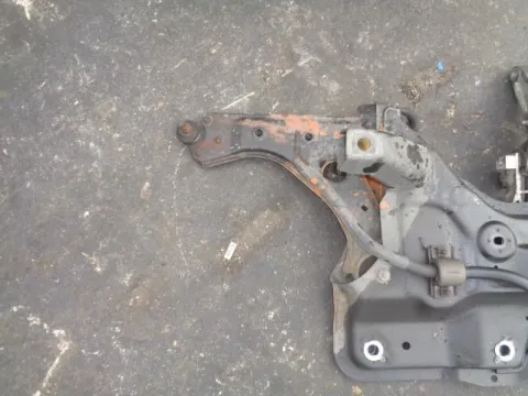 Ψαλίδι Εμπρός Αριστερό για OPEL CORSA (2006 - 2011) D 1200 (Z12XEP) Petrol 80 *ΔΒ* ΠΑΛΕΤΑ *3* Ψαλίδι Εμπρός Αριστερό για OPEL CORSA (2006 - 2011) D 1200 (Z12XEP) Petrol 80 *ΔΒ* ΠΑΛΕΤΑ *3*