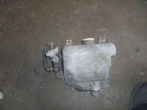 Δοχείο Υαλοκαθαριστήρων Με Μοτέρ για MAZDA RX8 (2004 - 2008) (SE17) Δοχείο Υαλοκαθαριστήρων Με Μοτέρ για MAZDA RX8 (2004 - 2008) (SE17)