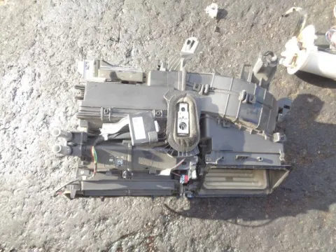 Ψύκτης (Εβαπορέτα) για TOYOTA AVENSIS (2009 - 2012) (T270) 1600 1ZR-FAE petrol 132 *Δ* Ψύκτης (Εβαπορέτα) για TOYOTA AVENSIS (2009 - 2012) (T270) 1600 1ZR-FAE petrol 132 *Δ*