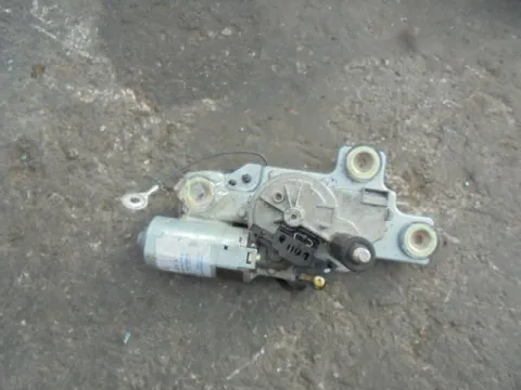 Μοτέρ Κίνησης Πίσω Υαλοκαθαριστήρων για FORD FOCUS (1998 - 2001) Mk1a Μοτέρ Κίνησης Πίσω Υαλοκαθαριστήρων για FORD FOCUS (1998 - 2001) Mk1a