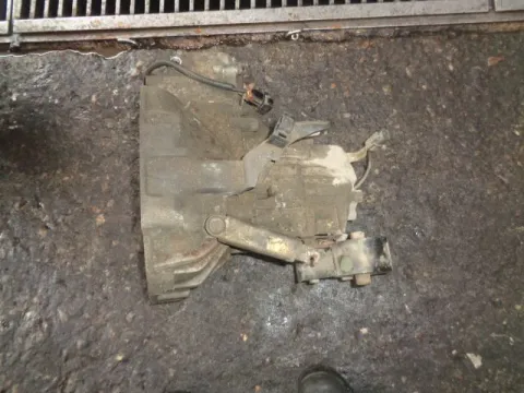 Κιβώτιο Ταχυτήτων (Σασμάν) Χειροκίνητο για NISSAN PRIMERA (1990 - 1993) (P10) 1600 GA16DE petrol 102 INJECT. Κιβώτιο Ταχυτήτων (Σασμάν) Χειροκίνητο για NISSAN PRIMERA (1990 - 1993) (P10) 1600 GA16DE petrol 102 INJECT.